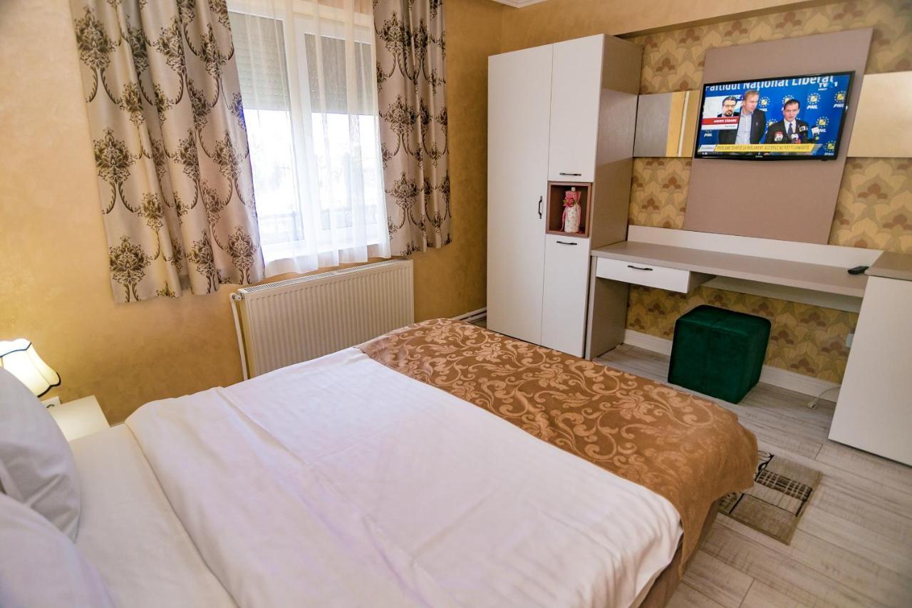 Floare De Iris Otel Vama Veche Dış mekan fotoğraf