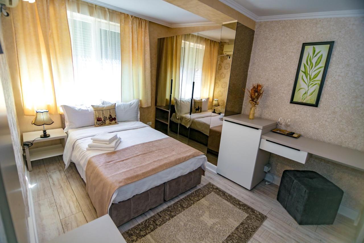 Floare De Iris Otel Vama Veche Dış mekan fotoğraf