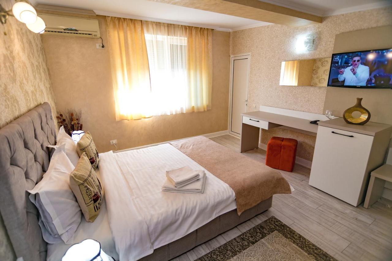 Floare De Iris Otel Vama Veche Dış mekan fotoğraf