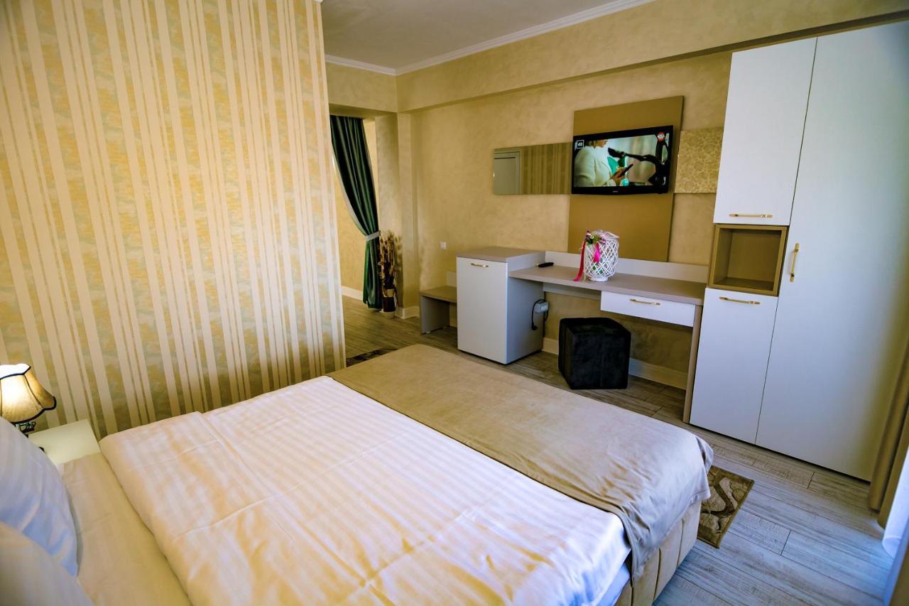Floare De Iris Otel Vama Veche Dış mekan fotoğraf